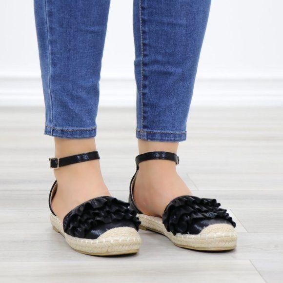 Closed Toe Low Mid Heel Bow Strap Dress Pump - Picture 2 of 11